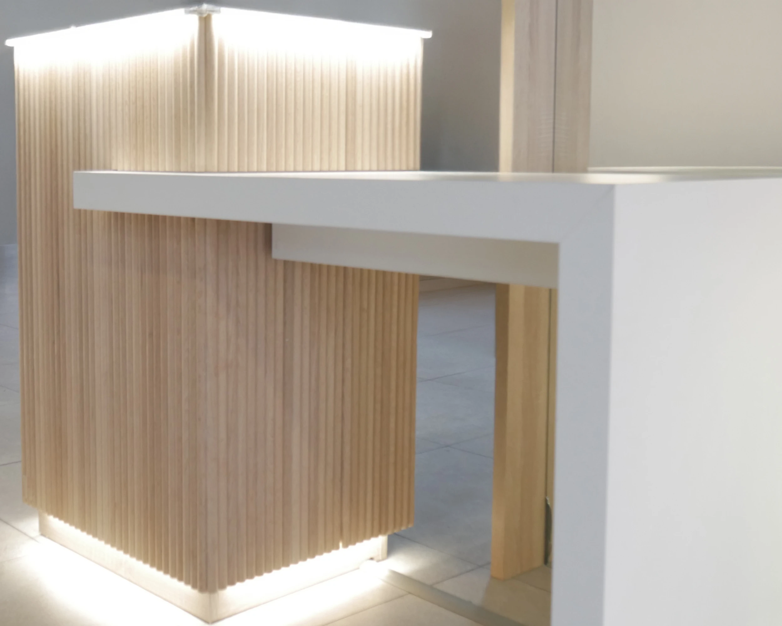 Table Orbis - 3